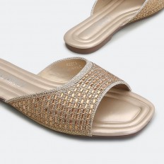 Chic slip-on slide slippers...