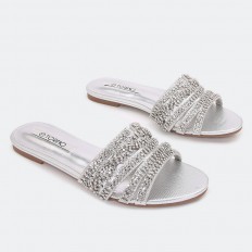 Flat slippers with crystal...