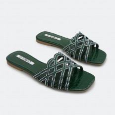 Amazing slip-on slide slippers