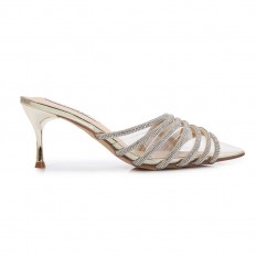 Trendy transparent heel...