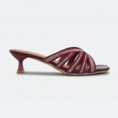 heel sandal with strips...