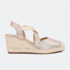 wosmens sandal shining with...
