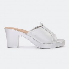 KXQ1498Comfortable heeled...