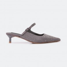QXQB1 Slippers with a small...