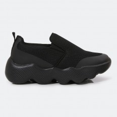 RY561 Sneakers with a...