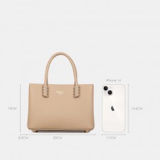 BU012503057 an elegant bag...