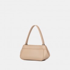 GD012401088 A luxurious bag...