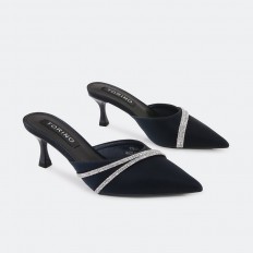 HXQ456 Closed toe heeled...