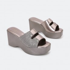 OR590 Shiny and elegant...