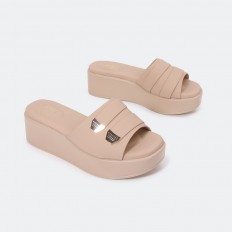 OR607  Rocky heel slippers...