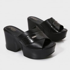 OR621 wedge heel slippers...
