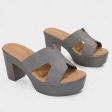 Comfortable platform heel...