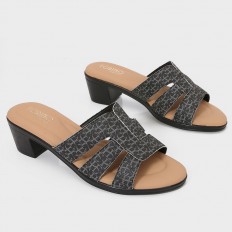 OXQ1793 short heel casual...
