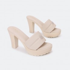 OXQC7 Comfortable and...
