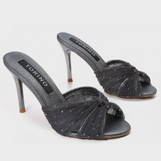 QXQ1842 Shiny heeled...