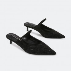 QXQB1 Slippers with a small...