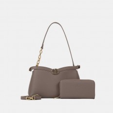 AA012405160 A stylish and...