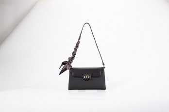 AA012405163 Elegant...