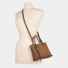 AA012412042 Women's bag...