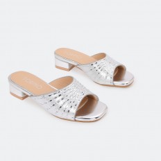 G-M-L619 Girl's slippers...