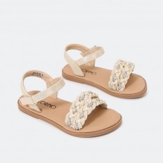 sandal  without heel...