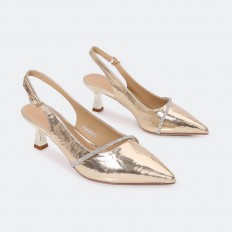 HSQB48 Closed toe sandals...