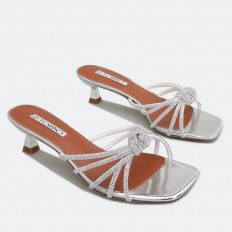 Shiny womens low-heeled...