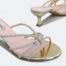 Stylish heeled evening...