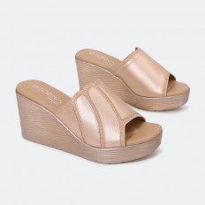 KR583 Mid-height wedge heel...