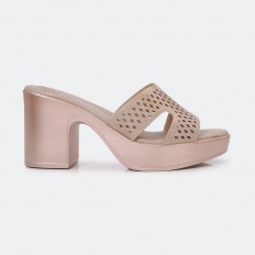 OXQC2 Wide heel slippers...