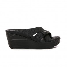 Heeled wedge slippers...