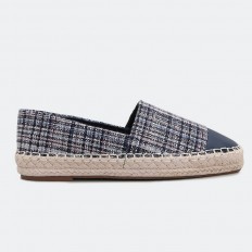Chic slip-on Espadrilles