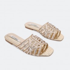 Chic slippers with a modern...