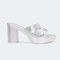 slipper with heel embossed...