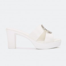 slipper with heel embossed...