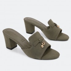 ZXQ1696 chamois trend heels