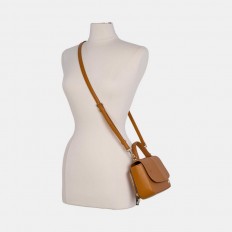 AA012501049 an elegant and...