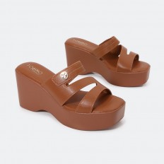 OR588  wedge heel slippers...