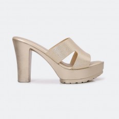 OXQC10 Comfortable platform...