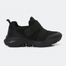 RY553 Black color sneakers