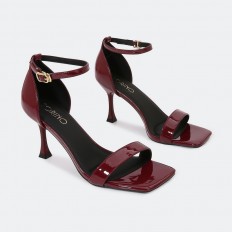 XSQB6 Women's sandal with a...