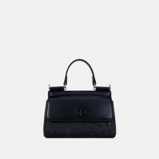 AA012405193 حقيبة صغيرة...