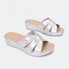 C313 Medical slippers with...