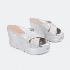 KR572 Wedge slippers with a...