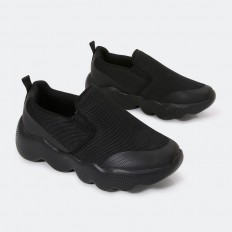 RY561 Sneakers with a...