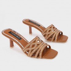 ZXQ1897 heels with a...