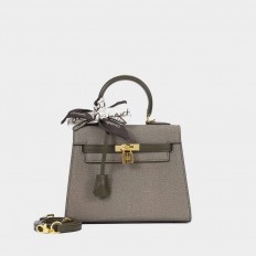 JM012404032 A fashionable...