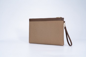 AA012310152 حقيبة كبيرة...