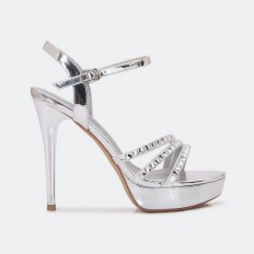 Stylish platform sandals...