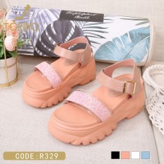 Slingback wedge heels in...